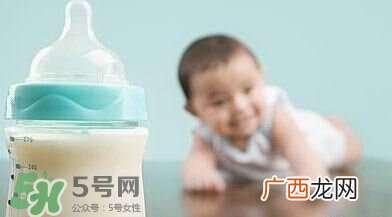 给宝宝怎么选奶粉 新生儿怎么选奶粉