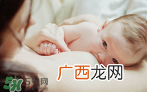 正常母乳是什么颜色？什么颜色的母乳营养高？