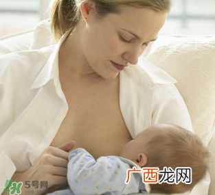 哺乳期奶水时多时少是什么原因?哺乳期奶水时多时少怎么办?