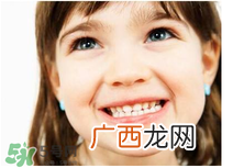 宝宝换牙可以吃糖吗？小孩换牙期间能不能吃糖？