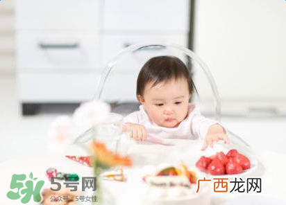 宝宝可以吃小龙虾吗?多大的宝宝可以吃小龙虾呢?