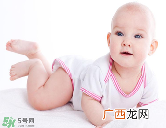 宝宝嗓子哑了该怎么办？宝宝嗓子护养怎么做？