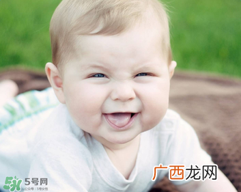宝宝嗓子哑了该怎么办？宝宝嗓子护养怎么做？