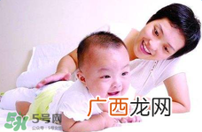 宝宝嗓子哑了该怎么办？宝宝嗓子护养怎么做？