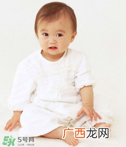 宝宝指甲里的脏东西该怎么处理？宝宝指甲脏怎么办？