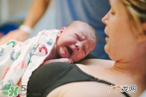 哺乳期妇科炎症怎么办 哺乳期能治妇科炎症吗