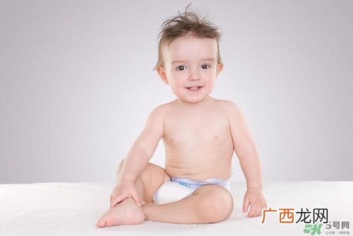 婴儿大脑发育吃什么好 怎么促进婴儿大脑发育