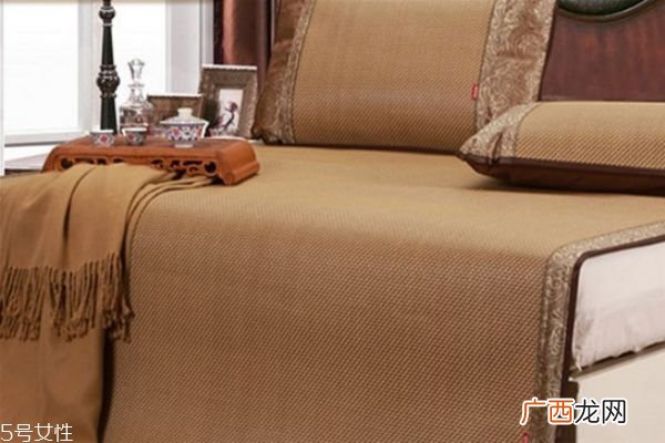 夏天用什么席子好 夏天凉席哪种好