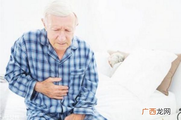 如何治疗老年人便秘 老年人便秘治疗方法