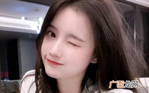 怎么判断一个女生喜欢你还是把你当备胎？