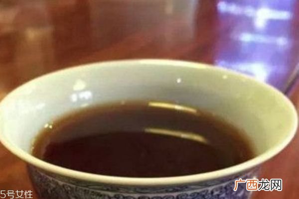 隔夜茶能治便秘吗 隔夜茶还能干这些