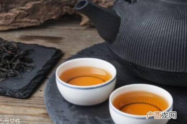 隔夜茶能治便秘吗 隔夜茶还能干这些