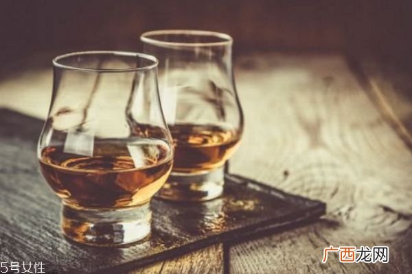 喝酒吐血怎么回事 喝酒吐血怎么办