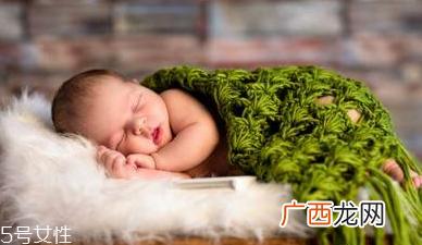 睡觉突然抖一下惊醒怎么办 是这些因素