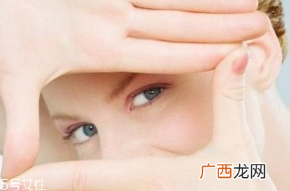 美瞳日抛可以戴两天吗 长时间的戴美瞳眼睛会缺氧
