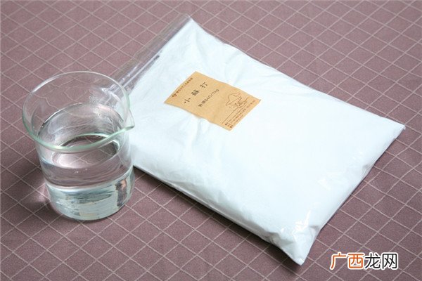 自制清洁剂配方 玻璃瓷砖都搞定
