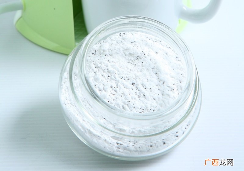 自制清洁剂配方 玻璃瓷砖都搞定