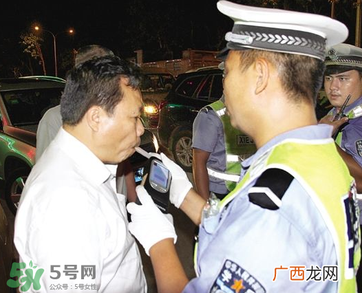 荔枝吃一颗酒驾三颗醉驾 哪些食物含酒精?