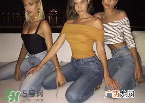 斑比跪是怎么来的？Bambi Pose为什么叫斑比跪