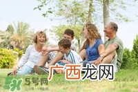 带老人旅游注意事项 带老人旅游要准备什么