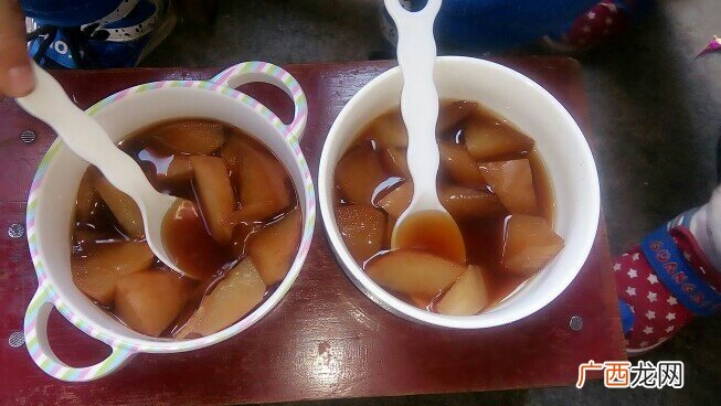 打嗝按摩哪里好的快 吃这些食物最有效