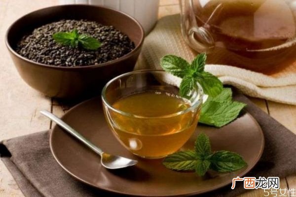 喝茶后多久吃药比较好 吃药应该在喝茶后多久
