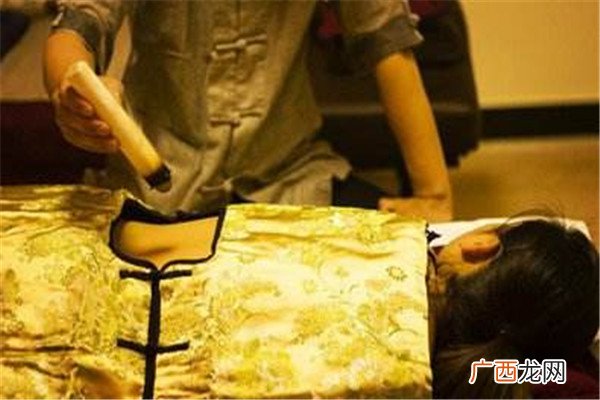 艾灸可以消除富贵包吗 艾灸的作用