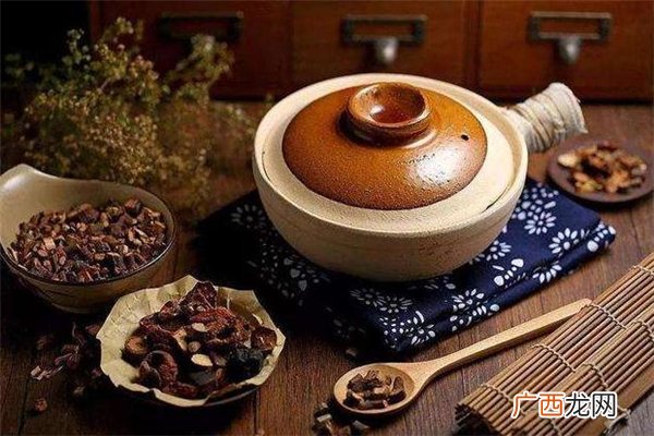 中药熬糊了还能喝吗 中药熬糊了加水还能熬吗