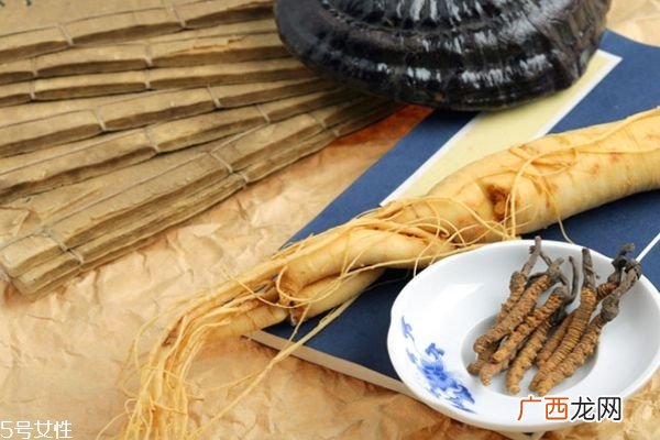 灵芝粉的食用方法 灵芝粉和灵芝孢子粉的区别
