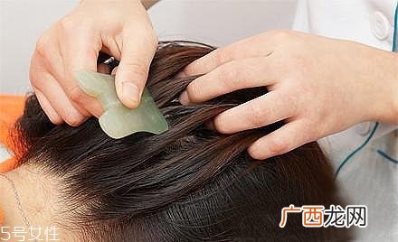 按摩头皮有什么好处 按摩头皮什么时间最好