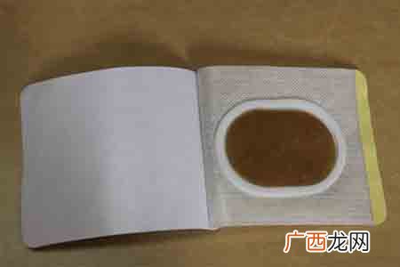 膏药的使用方法？如何正确贴传统黑膏药？