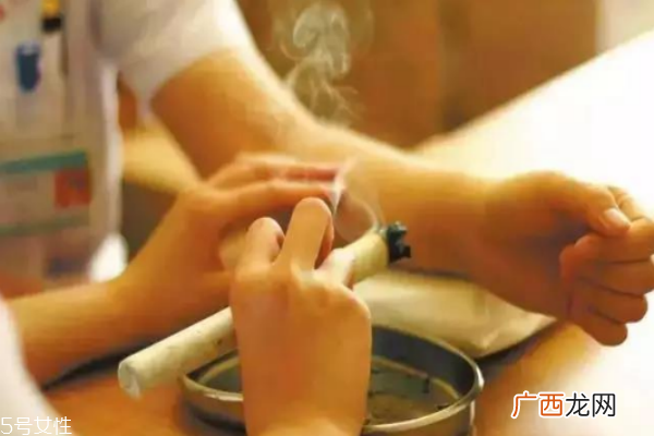 治疗慢性肝炎的有效办法 艾灸治疗效果棒