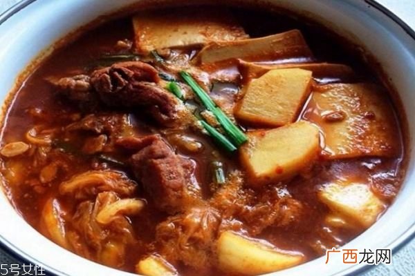 冬季养生食谱家常菜 冬天养生特色菜谱大全