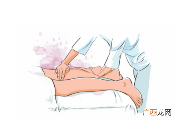冬天脚冰凉用什么泡脚 女人冬天手脚冰凉的原因