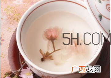 秋天喝什么茶去湿气?秋天喝什么茶减肥?