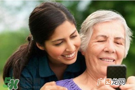 中秋节送什么礼给亲戚？中秋节除了送月饼还能送什么？