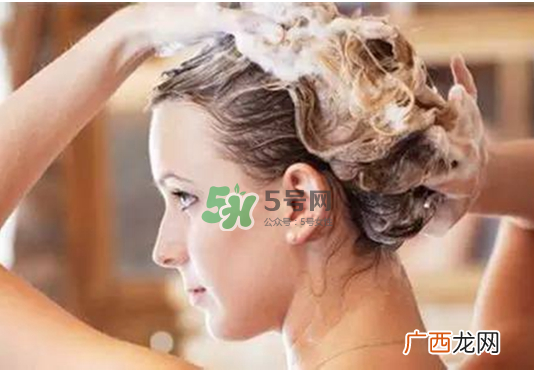 三伏天可以天天泡脚吗？三伏天可以天天泡澡吗？