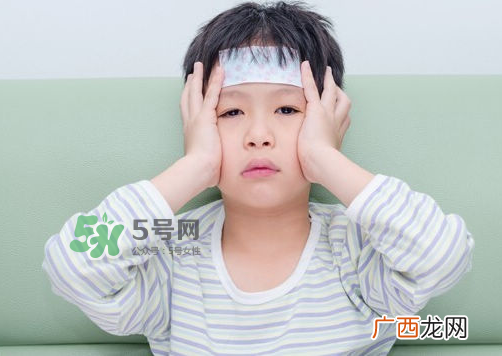 三伏天为什么会感冒_三伏天感冒怎么办_三伏天感冒吃什么药