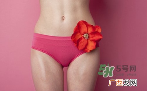 三伏天月经会推迟吗？三伏天来月经吃什么好？