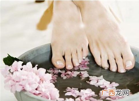 三伏天用醋泡脚好吗?三伏天泡脚泡多久?
