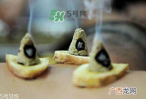 ?三伏天为什么要艾灸？?三伏天为什么要做灸？