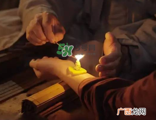 三伏天下雨可以艾灸吗？三伏天下雨艾灸好吗？