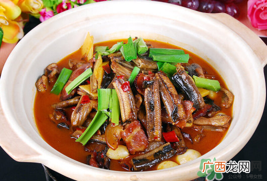 小暑为什么吃黄鳝？小暑吃黄鳝有什么好处？
