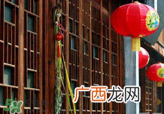 艾草挂门上是什么意思？艾草放门口什么作用？