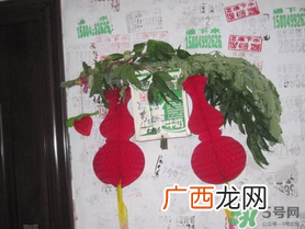 端午节门上挂的那个草叫什么？端午节挂门上的叫什么？