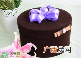 母亲节要送婆婆礼物吗？母亲节要给婆婆买礼物吗？