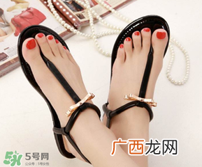 五月份穿什么鞋？5月份穿什么鞋？