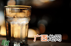 冬天喝凉水好吗?冬天喝冷水还是热水?