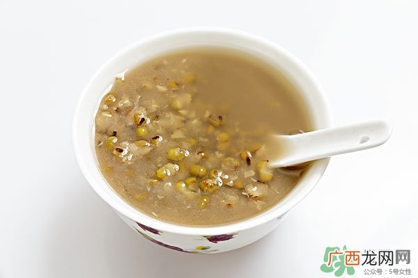 冬季可以喝绿豆汤吗?冬天喝绿豆汤好吗?