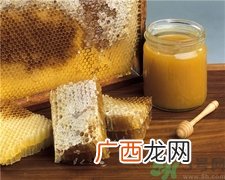 秋天喝蜂蜜好吗?秋天喝蜂蜜的好处